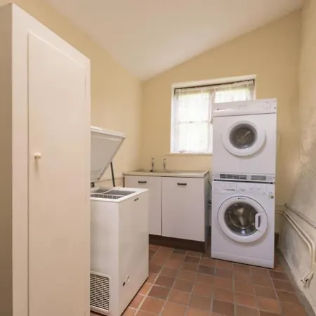 4 Bed In Kendal Oc-sz100 *